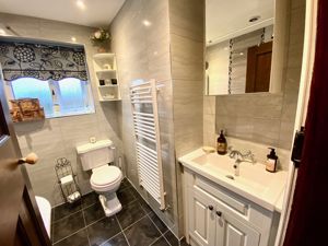 Modern Bathroom- click for photo gallery